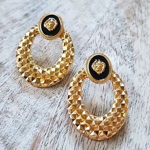 Gold Post Hoop Earrings Lionhead Design New
